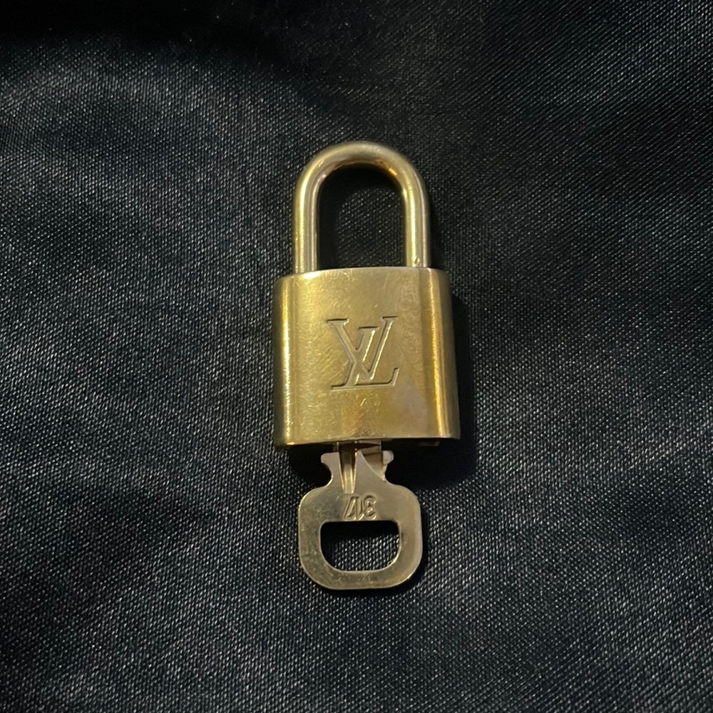 Louis Vuitton Lock & Key